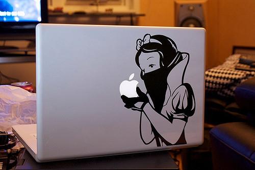 Snow White Macbook.