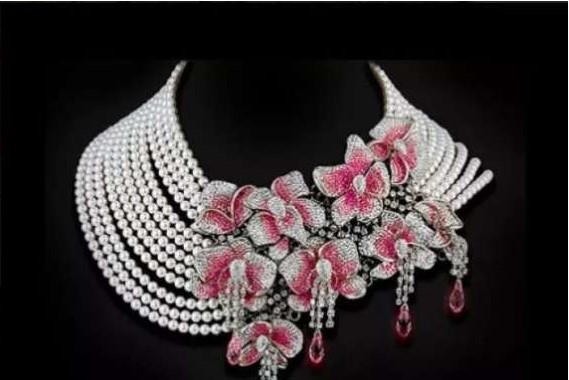 Jewellery design by Farah Khan Ali