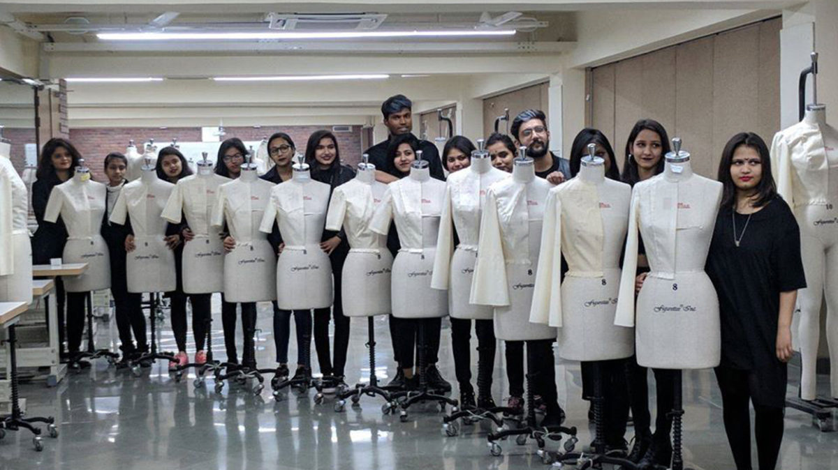 The fashion studio provides ample space for exploring materials and fabrics in the process of creating garments.