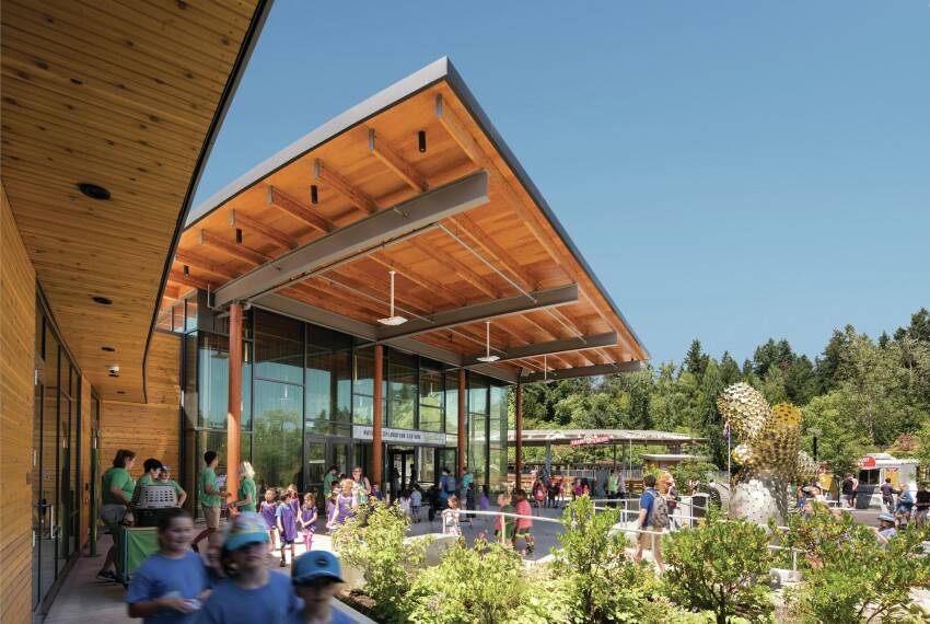  Oregon Zoo Education Center