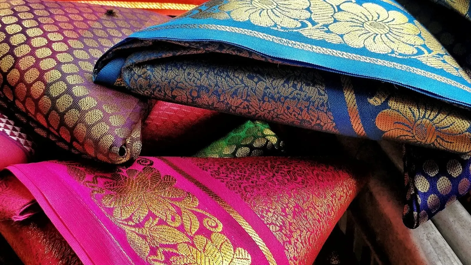 Modern Saree Brands 8 Fashion Brands Promoting Contemporary Sarees