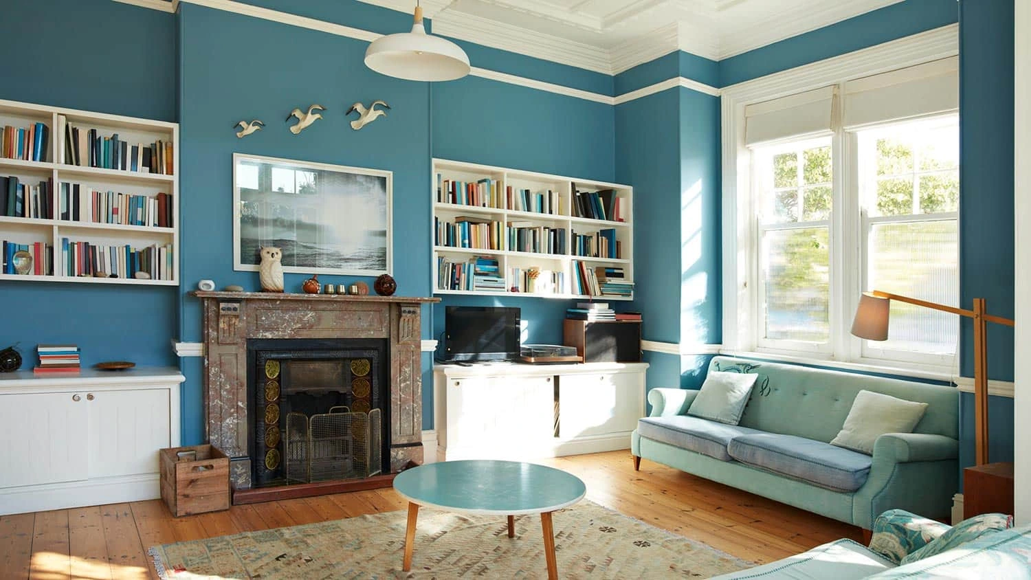 13 Trending Two Colour Combinations for the Living Room in 2023 – Nippon  Paint Singapore