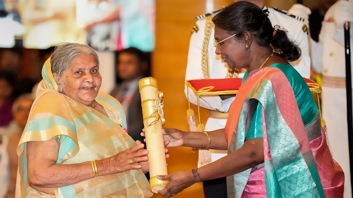 Subhadra Devi: Promoting Madhubani Papier Mache Art at 87