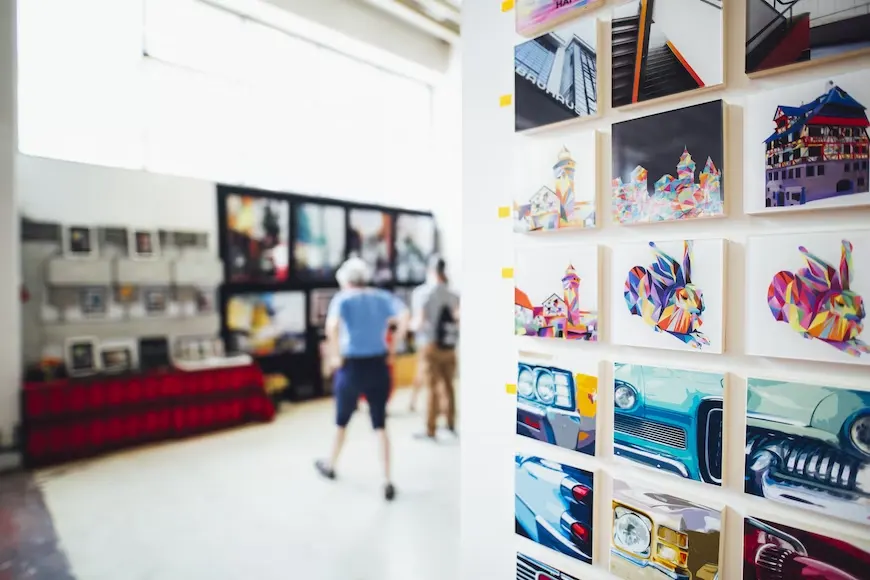 Uncovering the Impact of Art on Visual Communication