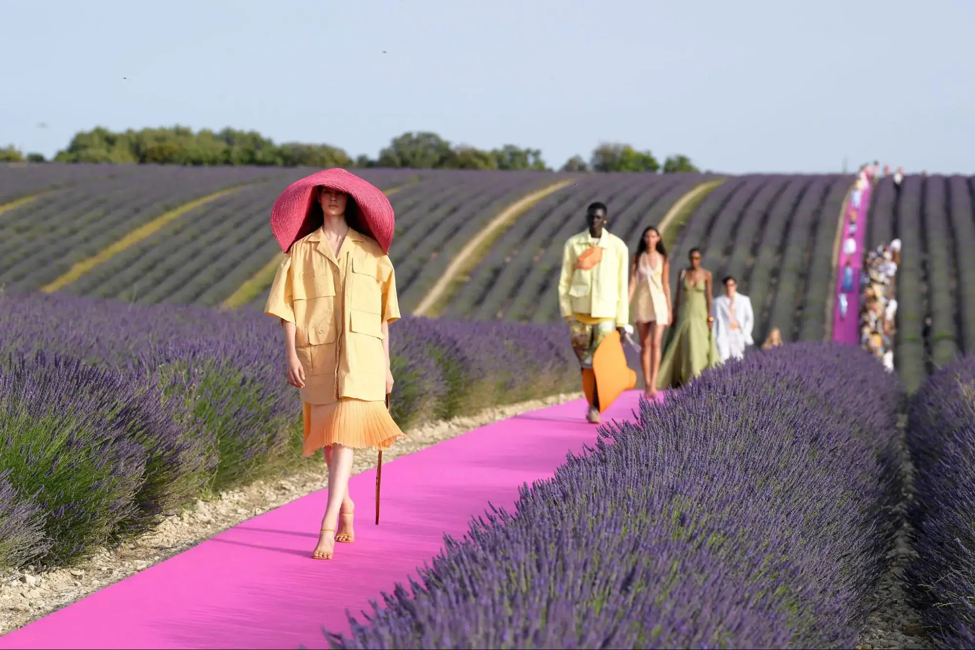 Jacquemus Using Fashion Communication
