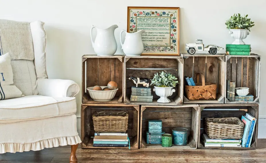 wooden pallet into a chic bookshelf.