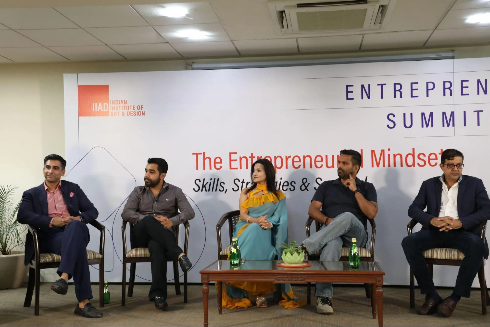 Entrepreneur Summit panel discussion
Viewers of this file can see comments and suggestions