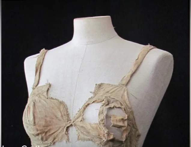 Early linen bra garment